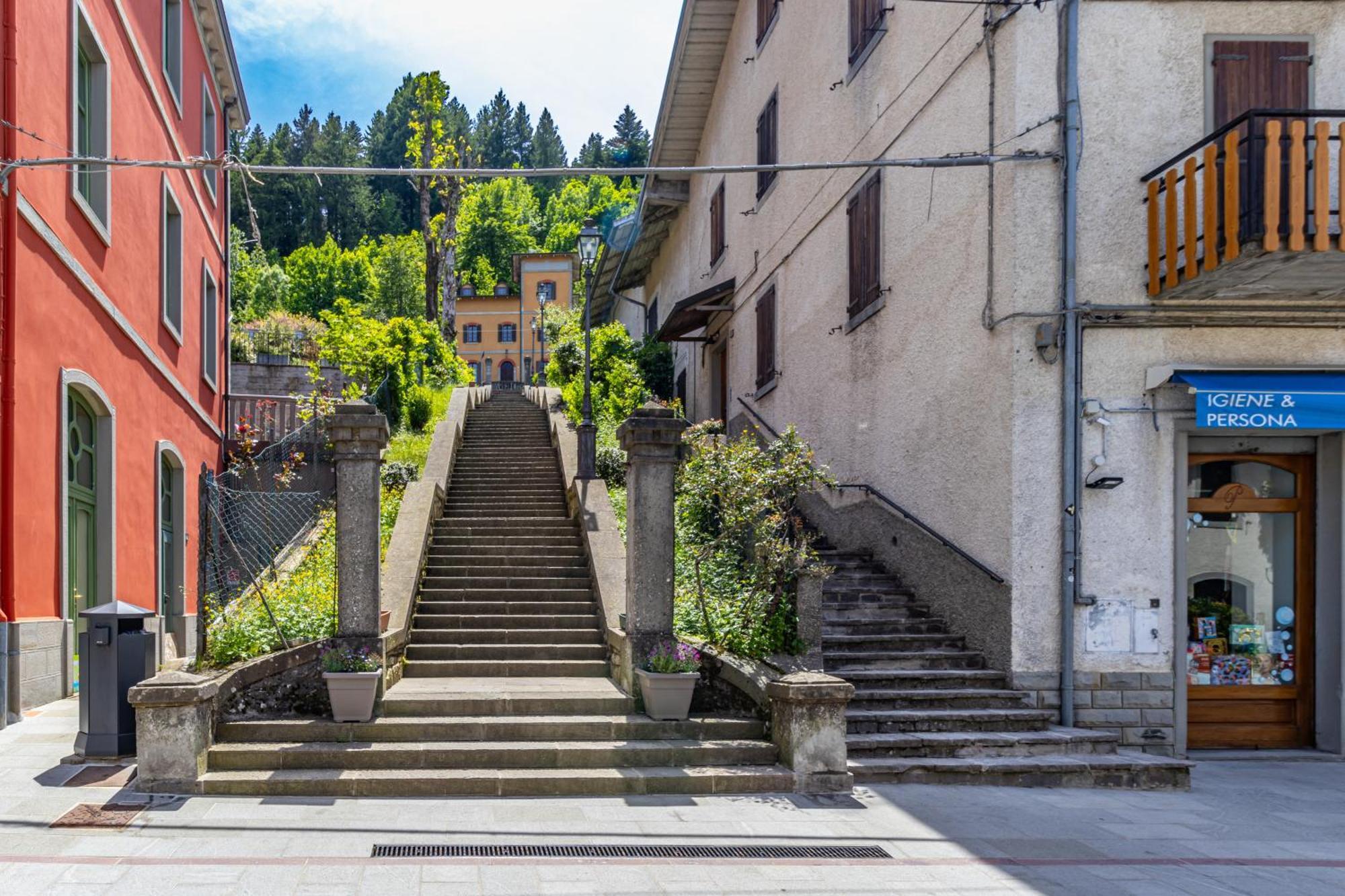 Villa Centro Storico Sestola Wifi E Netflix Esterno foto